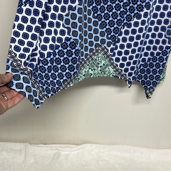Kim Rogers Blue,Green and whiteShort Sleeve Blouse - Picture 10 of 11
